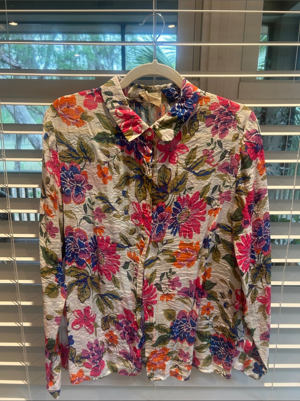 Textured Floral Button-Down Shirt in White with Pink & Orange Blooms